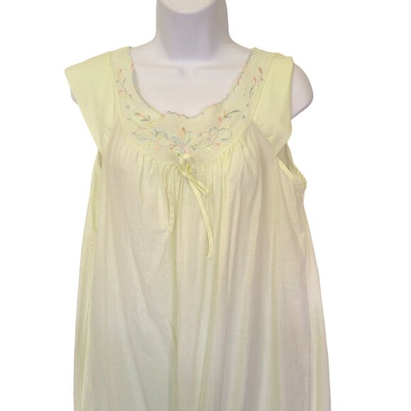 Vintage Yellow Sleeveless Nightgown Embroidered Neckline Maxi M/L - Picture 1 of 8
